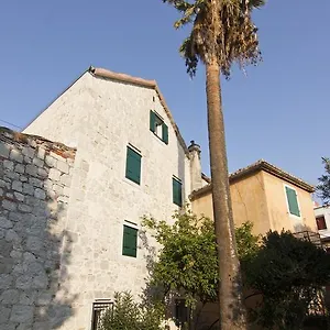 https://bed-breakfast-vila-baguc.splithotels.org