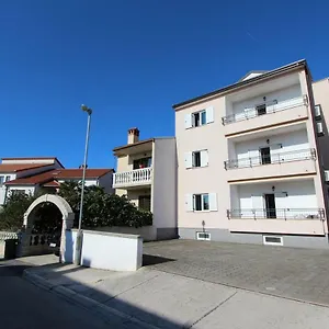 Apartment Elida